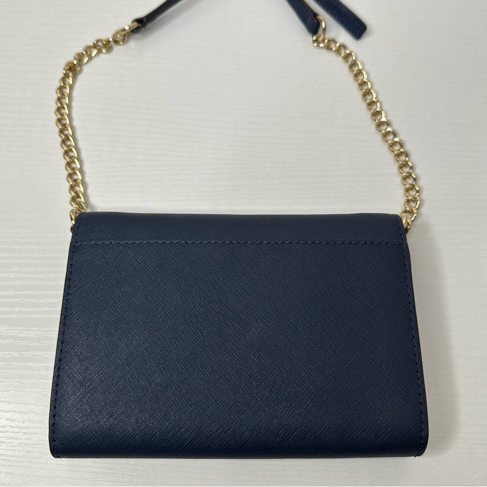 Michael Kors Jet Set Travel Crossbody Bag - Picture 6 of 13